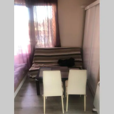 Прекрасный Кондоминиум, Где Есть Бассейн И Сауна Apartmán *