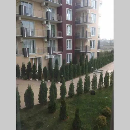 Прекрасный Кондоминиум, Где Есть Бассейн И Сауна